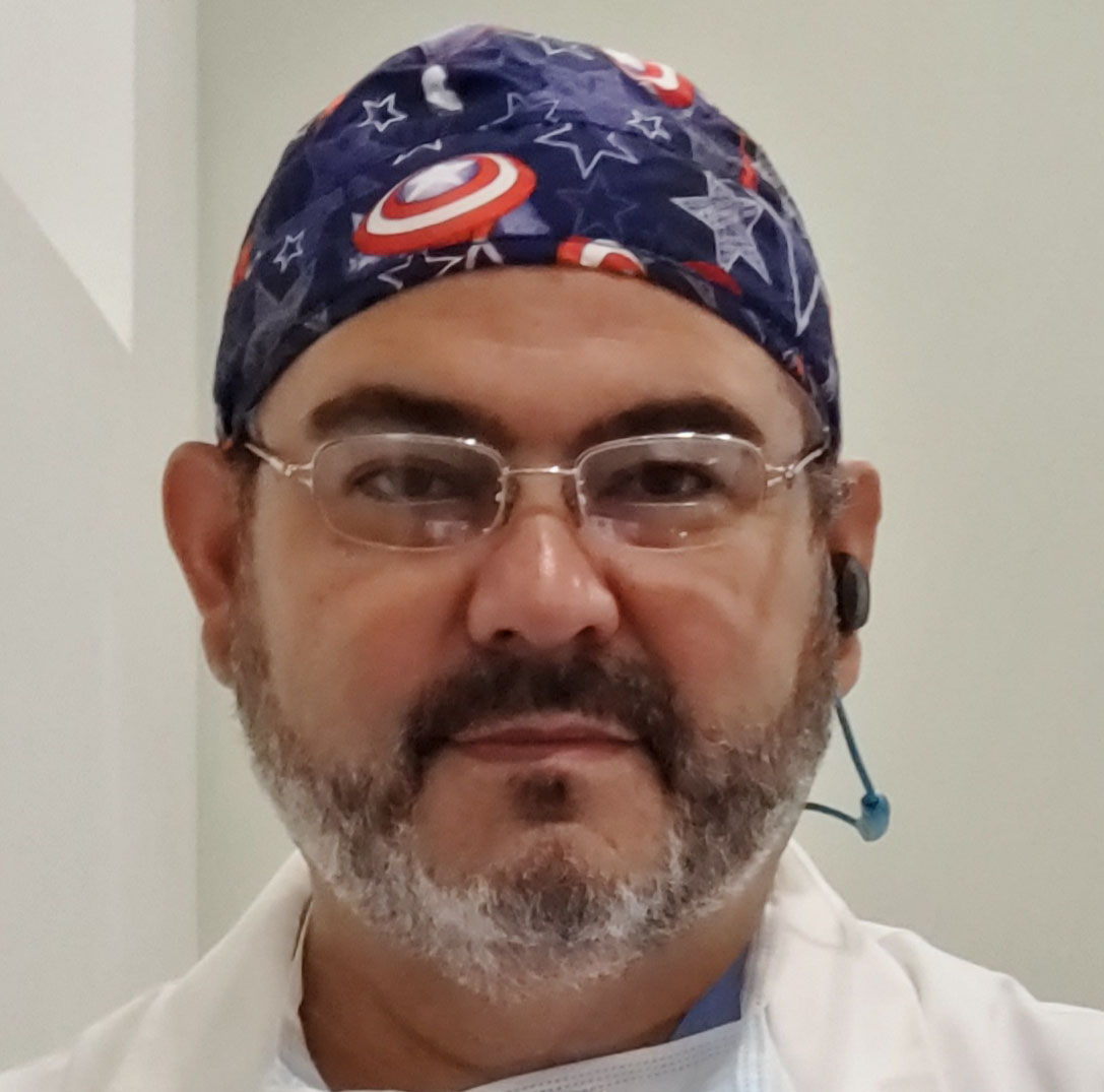 Dr. PLAZA L., JOSÉ LUIS (A-018)