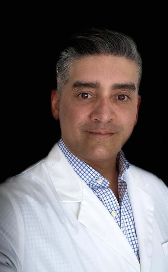 Dr. CONTRERAS F., JUAN S. (512)