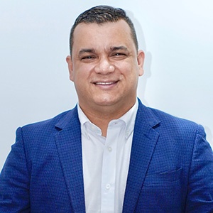 PAZ A., JOSÉ JESÚS (Asociado 525)